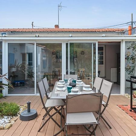 Maison Des Illustres - Welkeys Villa ลาโรแชล ภายนอก รูปภาพ