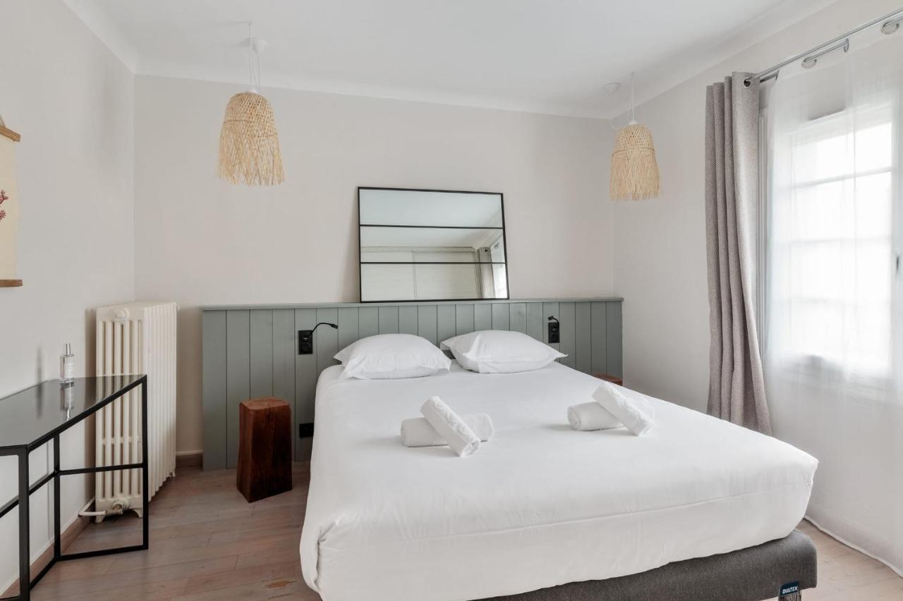 Maison Des Illustres - Welkeys Villa ลาโรแชล ภายนอก รูปภาพ